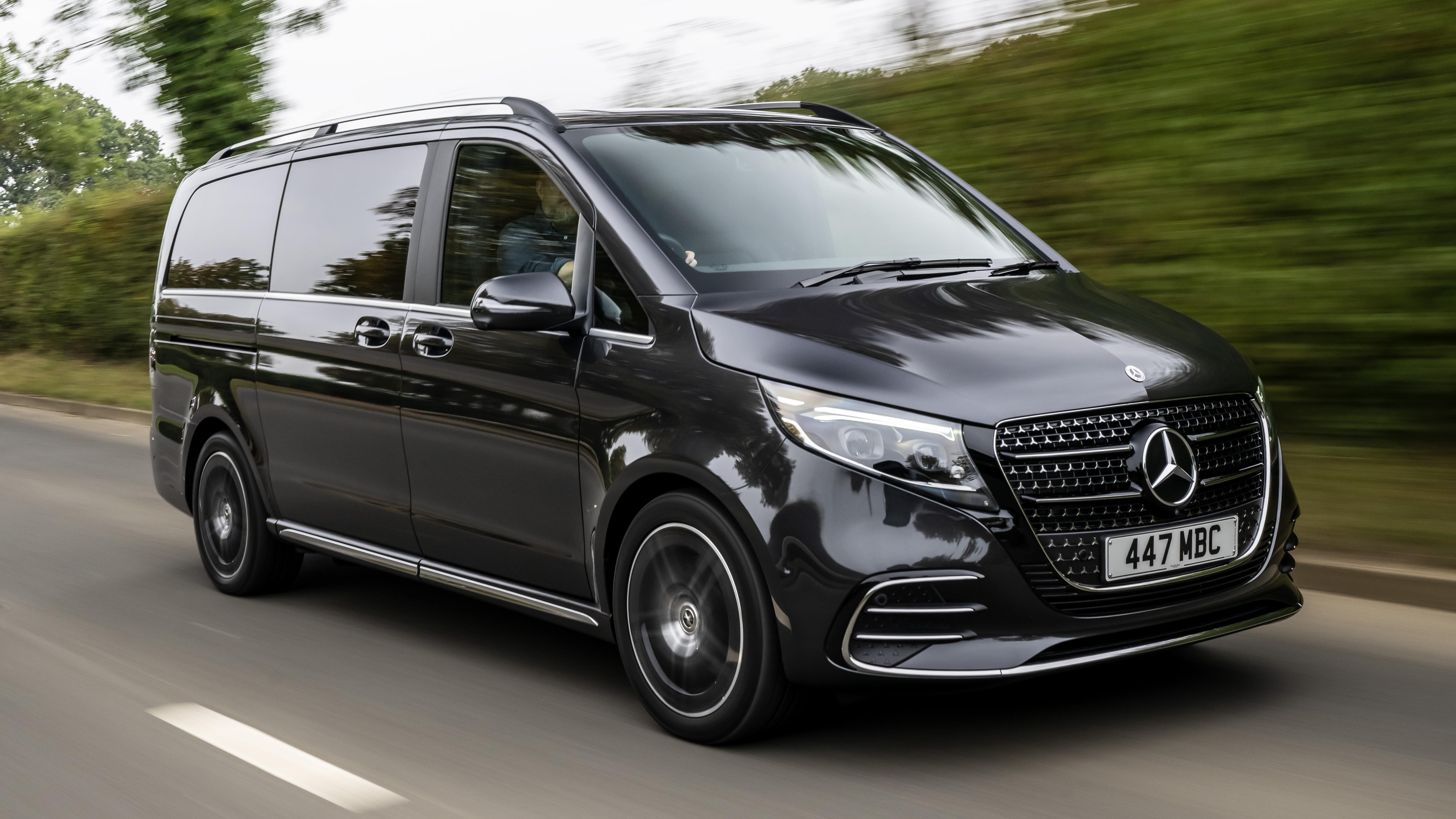 Private airport / station transfer